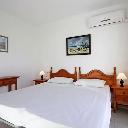 Las Palmeras Apartment *